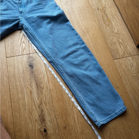 BDG URBAN OUTFITTERS LIGHT BLUE CURVED FIT JEANS - 28 - Picture 9 of 16
